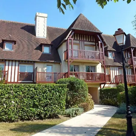 Apartment Bel Spacieux Avec Jardin Et Piscine