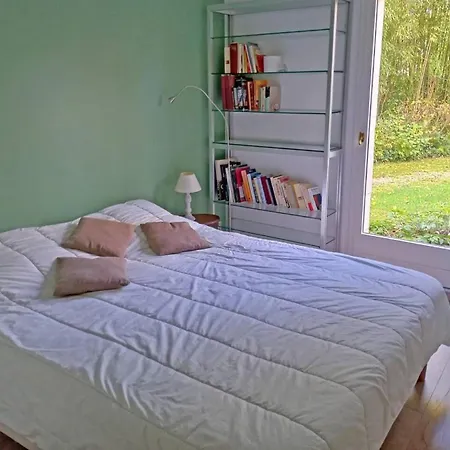 Apartment Bel Spacieux Avec Jardin Et Piscine Deauville