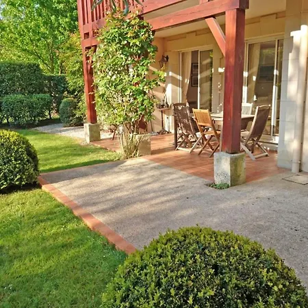 Bel Spacieux Avec Jardin Et Piscine * Deauville