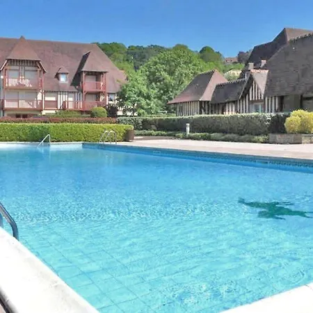 Bel Spacieux Avec Jardin Et Piscine Apartment *