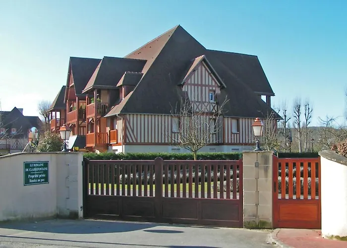 Bel Spacieux Avec Jardin Et Piscine 아파트