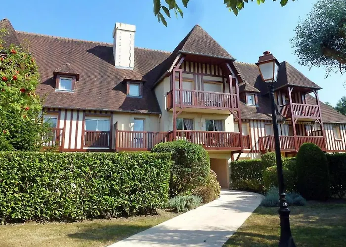 아파트 Bel Spacieux Avec Jardin Et Piscine